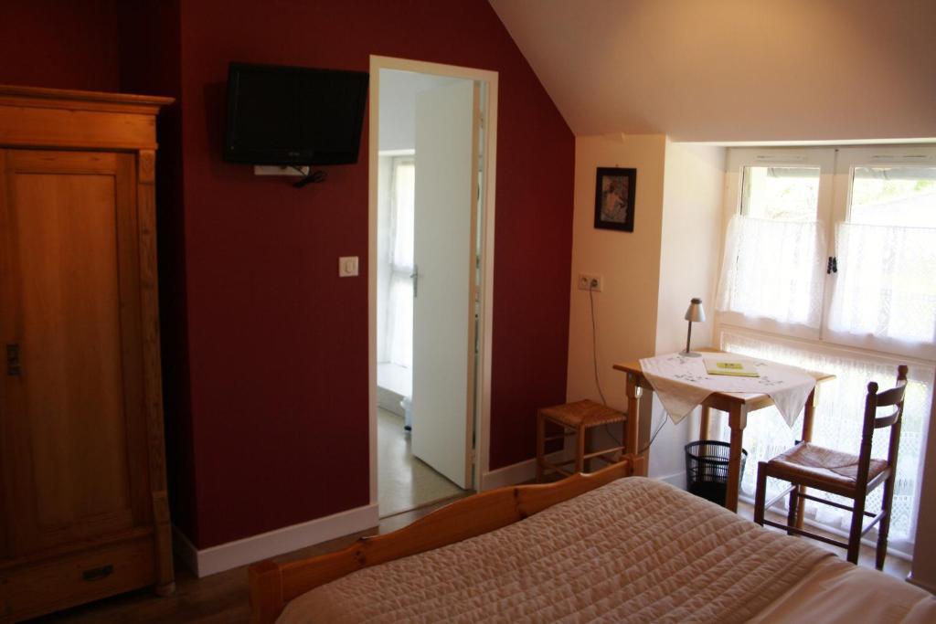 Auberge De Saint Julien Aux Bois Camera foto