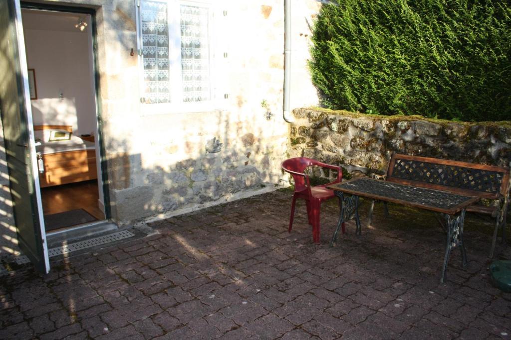 Auberge De Saint Julien Aux Bois Esterno foto