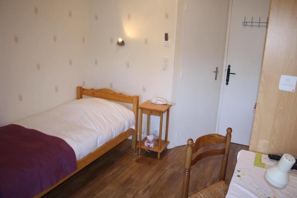 Auberge De Saint Julien Aux Bois Esterno foto
