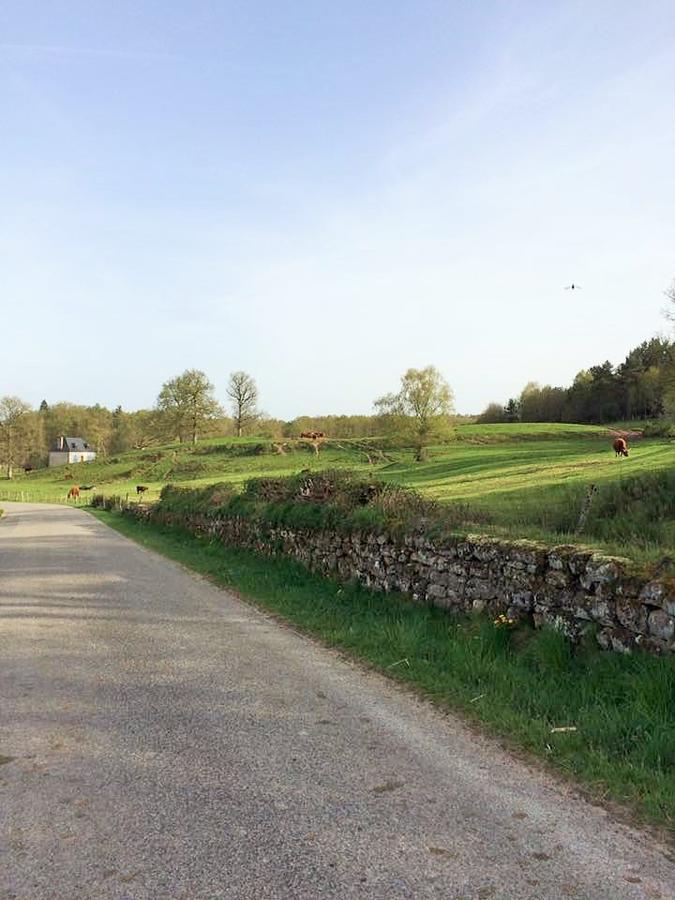 Auberge De Saint Julien Aux Bois Esterno foto