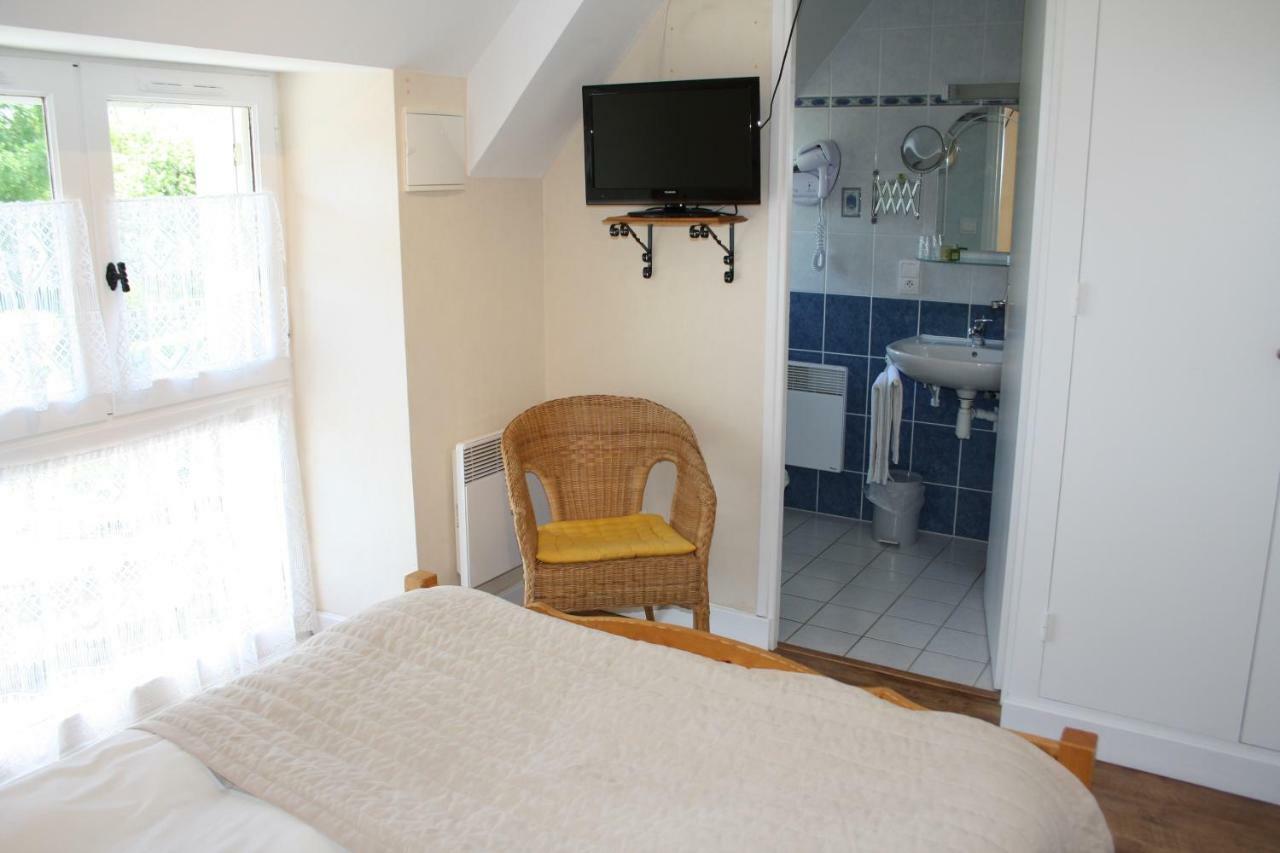 Auberge De Saint Julien Aux Bois Esterno foto